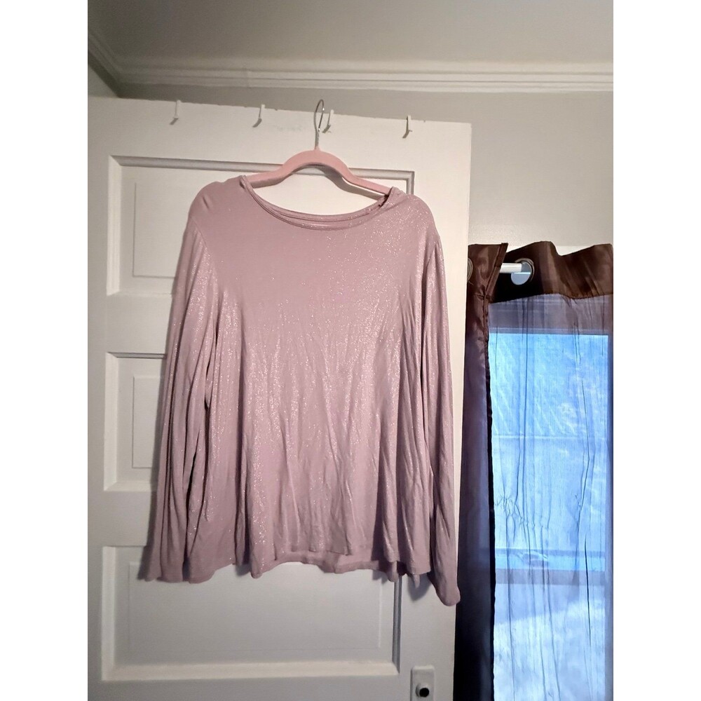 Soft Spun Nine West T-shirt